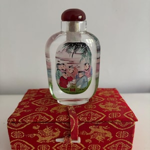 Frasco de perfume/rapé chinês vintage, pintado à mão no verso - caixa original