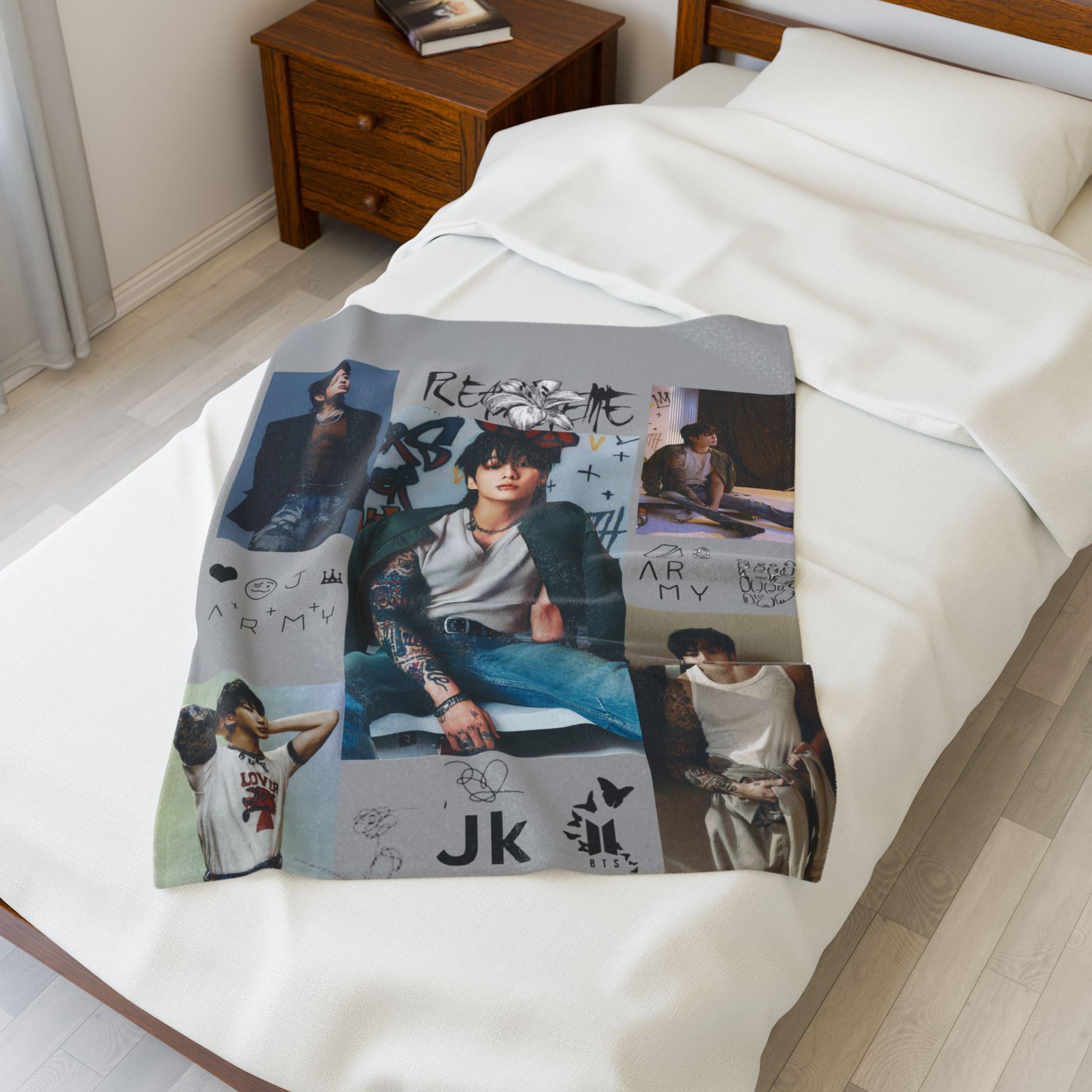 BTS JUNGKOOK - GOLDEN OFFICIAL MERCH BLANKET – K-COSMO