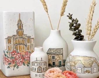 Custom Wedding Venue vase,  Hand Drawn Vase, house illustration bud vase, Personalised Wedding Gift, hand painted house warming vase