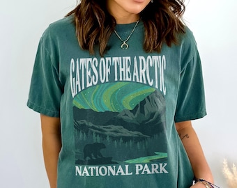 Gates of the Arctic National Park Alaska Shirt for Alaska Lover Gift for Bear Lover Crewneck Retro Bear Shirt Traveler Alaska National Park