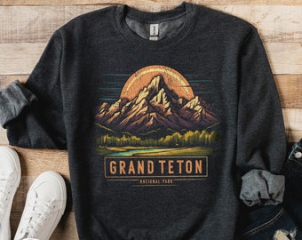Grand Teton Sweatshirt, National Park Sweatshirt, Wyoming Sweatshirt, Grand Teton National Park Sweatshirt,  Retro National Parks Shirt