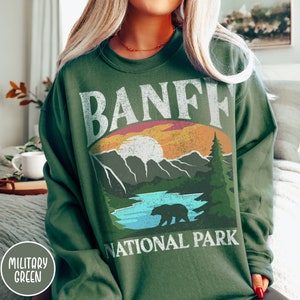 Banff Sweatshirt, Banff National Park Shirt, Banff Vintage, Canadian Rockies, Rocky Mountains, Canada Sweatshirt, Glacier, Bear Sweatshirt