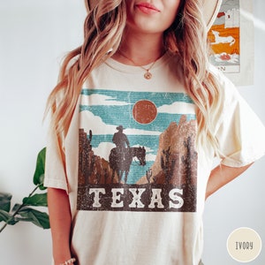 Texas Shirt, Western Desert, Texas Cowboy Shirt, Western Bachelorette Shirt, Cowgirl Tee, Texas Boho Tee, Retro Texas Shirt, Texas Lovers