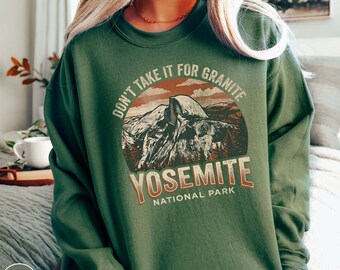 Yosemite National Park Sweatshirt California Nature Adventurer Souvenir Gift Half Dome El Capitan Hiking Camping Rock Climbing Retro Sweater