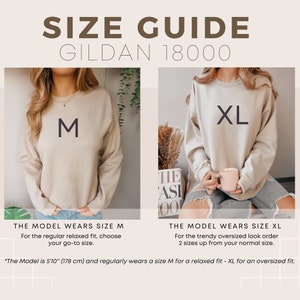 K&ouml;nnte beinhalten: Gr&ouml;&szlig;entabelle f&uuml;r Gildan 18000 Sweatshirts. Ein Model tr&auml;gt ein Sweatshirt in Gr&ouml;&szlig;e M und ein Sweatshirt in Gr&ouml;&szlig;e XL. Das Model ist 1,78 m gro&szlig;. Der Text "The Model wears size M" und "The Model wears size XL" wird unter jedem Model angezeigt.