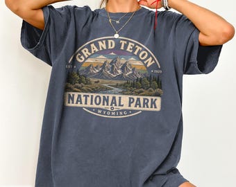 Grand Teton National Park Shirt Wyoming Travelers Gift Souvenir Retro Mountain Landscape Tee Nature Hiking Camping Outdoor Adventure T-shirt
