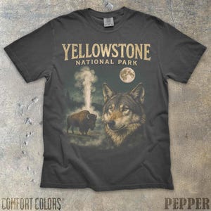 Yellowstone National Park 90's Bootleg Comfort Colors T-Shirt Vintage Wolf Shirt 90's Graphic Tee for National Park Lover Outdoor Lover Gift