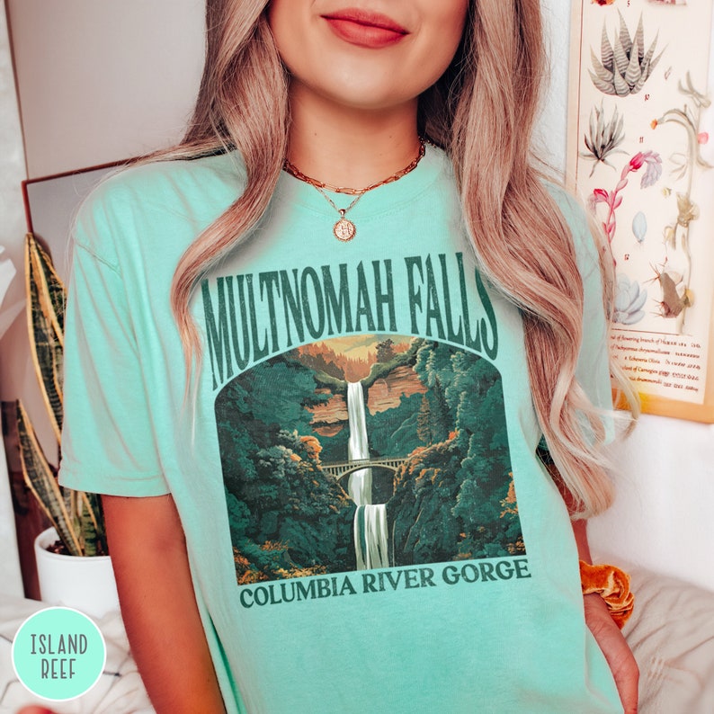 Pacific Northwest Shirt Multnomah Falls Shirt Oregon Shirt Washington Crewneck Waterfall Shirt Pacific Northwest Gift Columbia River Gorge Shirt