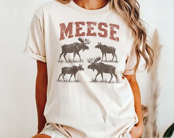 Meese Varsity Vintage T-Shirt Moose Lovers Shirt Forest Wildlife Animal Retro Tee Nature Hiking Camping   Backpacking Outdoor Adventure Gift