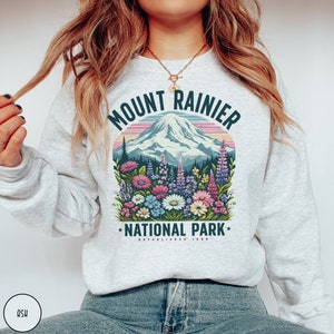 Mount Rainier Sweatshirt Wildflower Sweatshirt Mount Rainier National Park Sweatshirt Granola Aesthetic Washington Sweatshirt Forestcore Sweatshirt