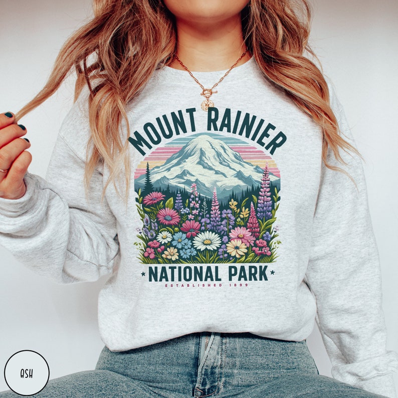 Mount Rainier Sweatshirt Wildflower Sweatshirt Mount Rainier National Park Sweatshirt Granola Aesthetic Washington Sweatshirt Forestcore Sweatshirt