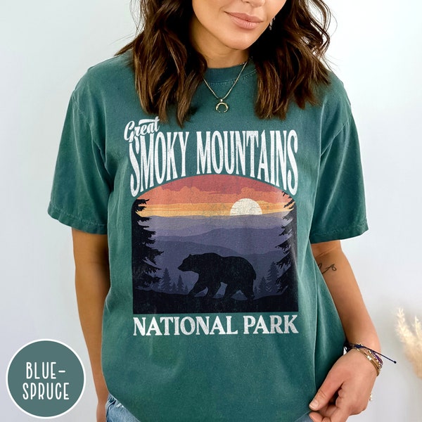 Great Smoky Mountains National Park Shirt, Retro Comfort Colors TShirt, Tennessee Vintage Graphic Tee, Travel Adventure Hiking T Shirt, Bear