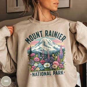 Mount Rainier Sweatshirt Wildflower Sweatshirt Mount Rainier National Park Sweatshirt Granola Aesthetic Washington Sweatshirt Forestcore Sweatshirt
