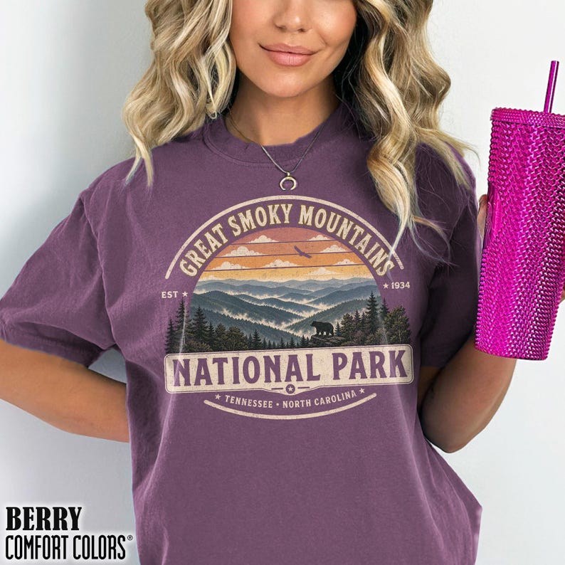 Great Smoky Mountains National Park Shirt Tennessee Nature Lovers Retro Tee Wilderness Adventure T-shirt North Carolina Hiking Souvenir Gift Berry
