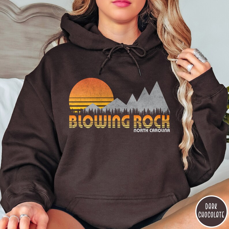 Blowing Rock North Carolina Hoodie Blue Ridge Mountains Sweater North Carolina Vacation Shirt Blue Ridge Parkway Vintage Carolina Traveler Gift Carolina Mountains Hoodie Vintage Mountain Hiking Gift Vintage Outdoor Adventure Shirt Retro Sunset Shirt