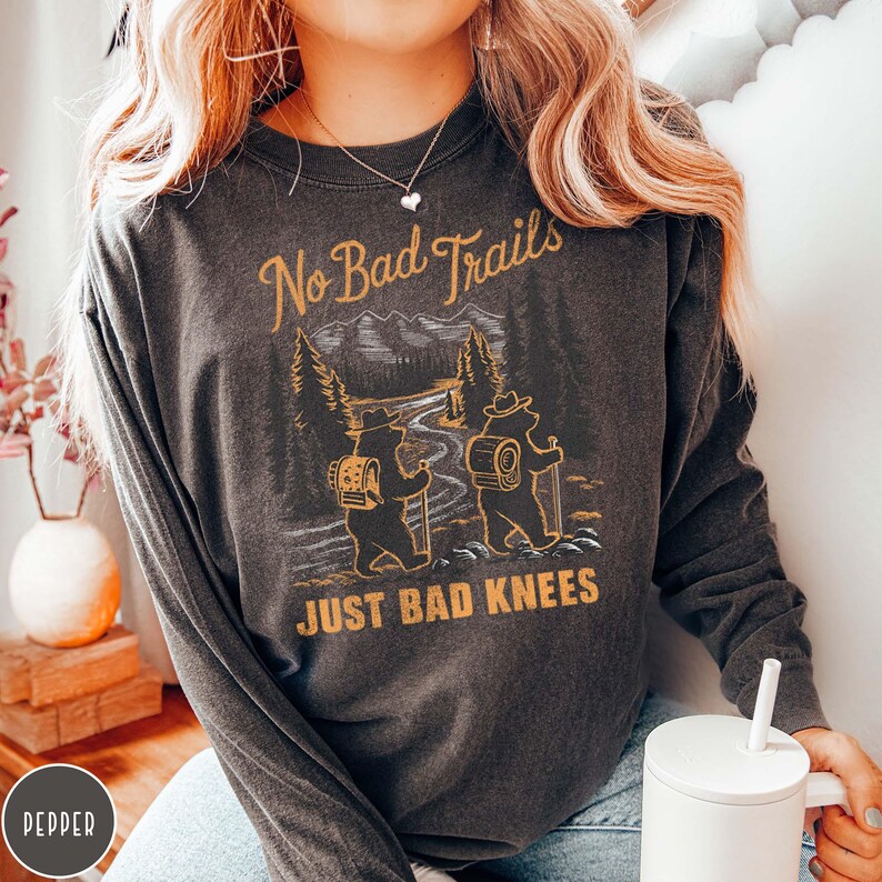 Funny Hiking Shirt Long Sleeve Comfort Colors Retro Hiking Lover T-Shirt Hiking Group Trail Shirt Forestcore Crewneck Granola Girl Gift Tee