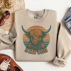Funny Highland Coo Cow Sweatshirt Scottish Gifted Highlander Cow Retro Highland Cattle Vintage Sassenach Gift for Scotland Lover Shaggy Cow