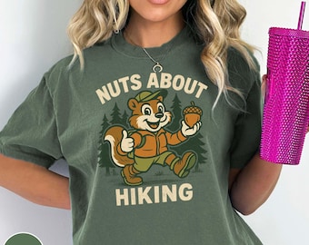 Retro Hiking Shirt Funny Outdoors Comfort Colors Retro Hiking Lover T-Shirt Hiking Group Trail Shirt Forestcore Crewneck Granola Girl Gift