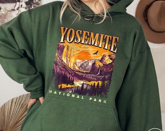 Yosemite Traveler Hoodie California Nature Lovers Sweatshirt Purple Haze National Park Sweater Souvenir Gift for Half Dome El Capitan Hikers