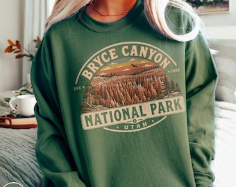 Bryce Canyon National Park Sweatshirt Utah Travel Gift Hike Adventure Vacation Souvenir Red Rock Landscape Explorer Vintage Hoodoos Crewneck