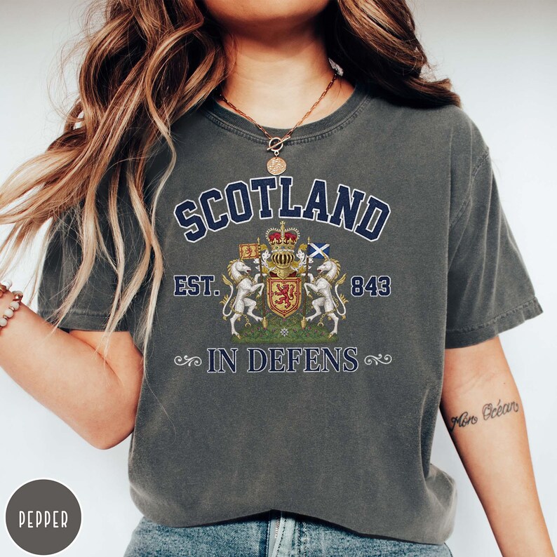 Scotland Coat of Arms Shirt In Defens Emblem T-shirt Scottish Pride Heritage Graphic Tee Traveler Gifts Highlander Edinburgh Trip Souvenir