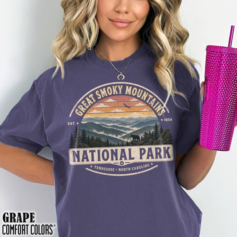Great Smoky Mountains National Park Shirt Tennessee Nature Lovers Retro Tee Wilderness Adventure T-shirt North Carolina Hiking Souvenir Gift Grape