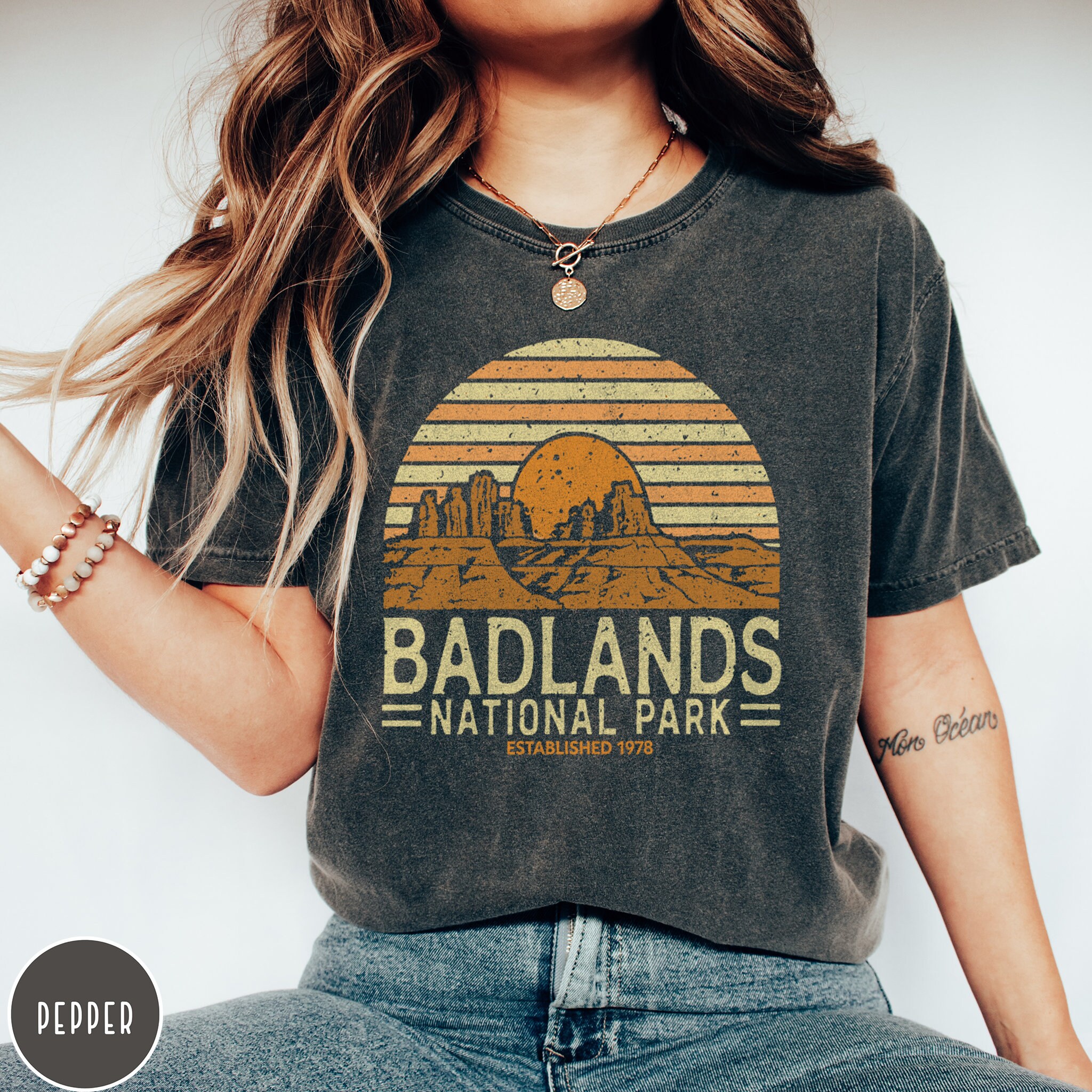 Retro Vintage Badlands National Park T-Shirt Retro Vintage Badlands National Park T-Shirt
