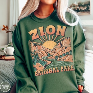 Zion National Park Sweatshirt Zion Sweatshirt Zion Sweater Utah Sweatshirt Utah Sweater Utah National Park Sweater Zion Crewneck Utah Trip