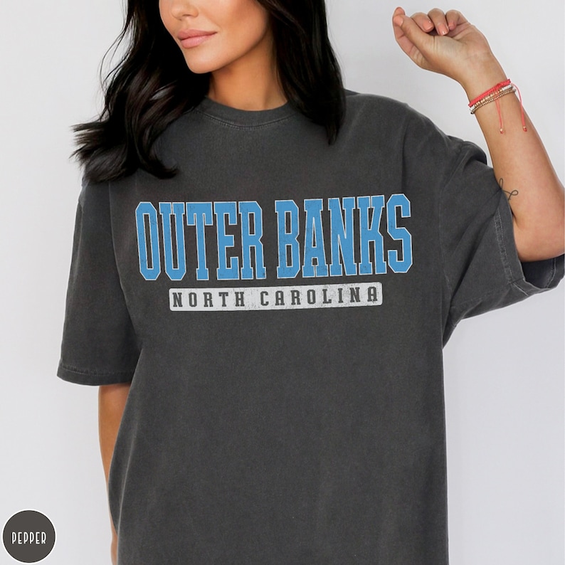 Outer Banks Shirt North Carolina Shirt Vintage Beach Shirt OBX Shirt Outerbanks Shirt Comfort Colors Tee Oversized T-shirt Swimsuit Coverup afbeelding 2