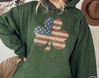 Ireland Travelers American Pride Hoodie Gift Vintage Shamrock USA Flag Sweatshirt Celtic Heritage Family Ancestry Roots Souvenir Pullover