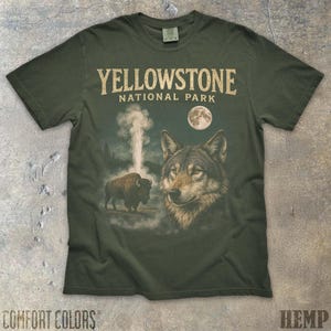 Yellowstone National Park 90's Bootleg Comfort Colors T-Shirt Vintage Wolf Shirt 90's Graphic Tee for National Park Lover Outdoor Lover Gift