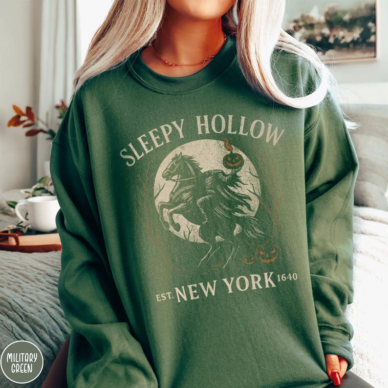 Sleepy Hallow New York Sleepy Hollow Sweater Halloween Pumpkin T-Shirt, Scary Halloween Spooky Season, Headless Horseman Dark Sweatshirt