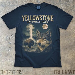Yellowstone National Park 90's Bootleg Comfort Colors T-Shirt Vintage Wolf Shirt 90's Graphic Tee for National Park Lover Outdoor Lover Gift