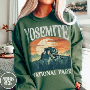 Yosemite Sweatshirt, Yosemite National Park Sweatshirt, California Sweatshirt, Yosemite Shirt, Hiking Shirt, National Park Sweatshirt, Retro