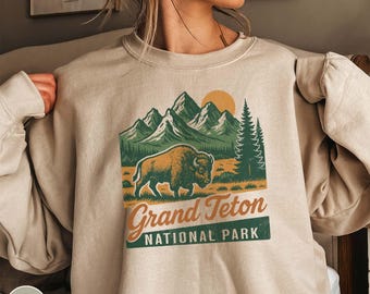 Grand Teton National Park Shirt Retro Bison Wyoming Retro Outdoor National Park Wyoming Mountains Crewneck Grand Tetons Hiking Sweatshirt