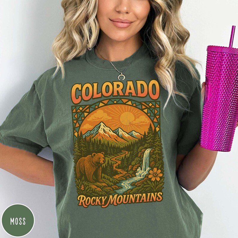 Colorado Rocky Mountains Graphic T-Shirt Retro Comfort Colors Tee Cute Bear Shirt Colorado Mountain Trip CO Vacation Colorado Traveler Shirt