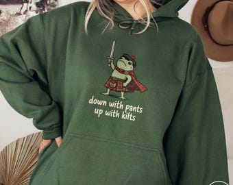 Funny Frog Meme Hoodie Scottish Tartan Kilt Heritage Pride Sweatshirt Scotland Travel Gift Highland Animal Humor Vintage Pullover Souvenir