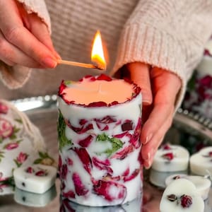 Unique Rose Candle for Mom | Best Gifts for Her | Mother&#39;s Day Candle Gift | Pillar Candle | Aesthetic Room Decor
