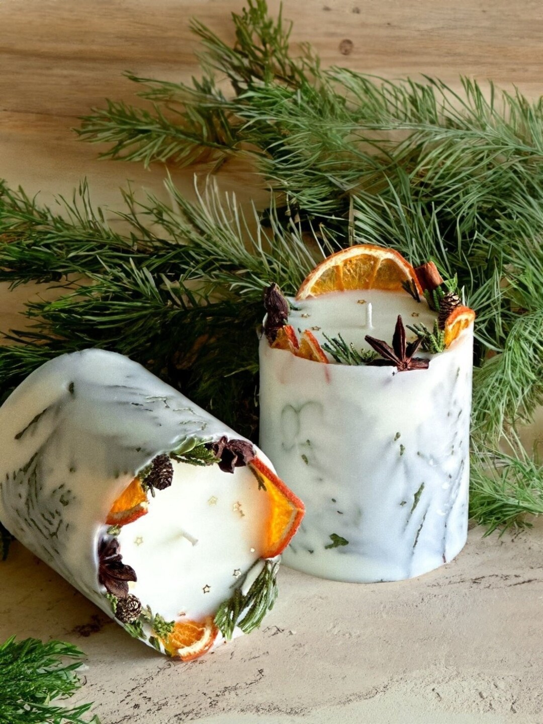 Handcrafted Community Naturals Holiday Candle main image 1