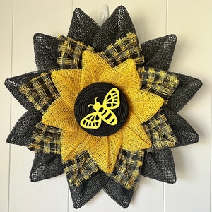 Sunflower Wreath with Bee