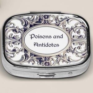 Pastillero de venenos y antídotos - Regalos góticos steampunk, curiosos, extraños e inusuales, joyero, pastillero, porta pastillas, pastillero de bruja