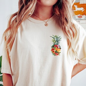 Chest Pineapple Shirt, Pineapple T-Shirt, Foodie Shirt, Cute Pineapple Tee, Summer T-Shirt, Aloha Shirt, Vacation Shirt, Pineapple Lover Tee