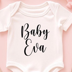 Custom Text Bodysuit, Personalized Bodysuit, Custom Name Bodysuit, Baby Announcement, Baby Shower Gift, Custom Bodysuit,Custom Gift for Baby