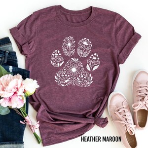 Floral Dog Paw shirt, Dog Paw Shirt, Dog Mom Shirt, Dog Lover Tee, Dog Paw Shirt, Floral Dog Paw Shirt, Floral Paw Gift