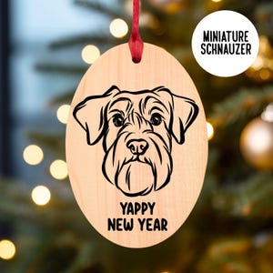 Enfeite de Natal de madeira Schnauzer miniatura/Decoração de árvore de arte de contorno de nome Schnauzer personalizado/Retrato de raça canina Presente de Natal
