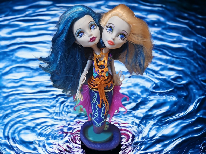 Monster high Great Scarrier Reef Peri and Pearl