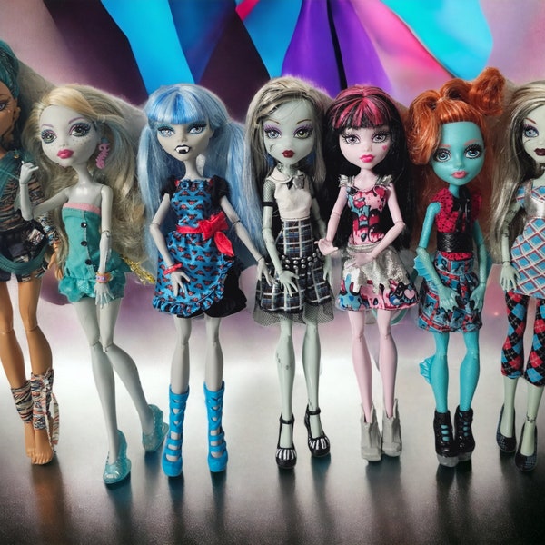 Lot de poupées Monster High