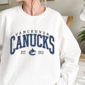 '47 Men's Vancouver Canucks Vintage Skate Logo Headline Imprint Pullover Hoodie - Size Medium Black : Sports & Outdoors