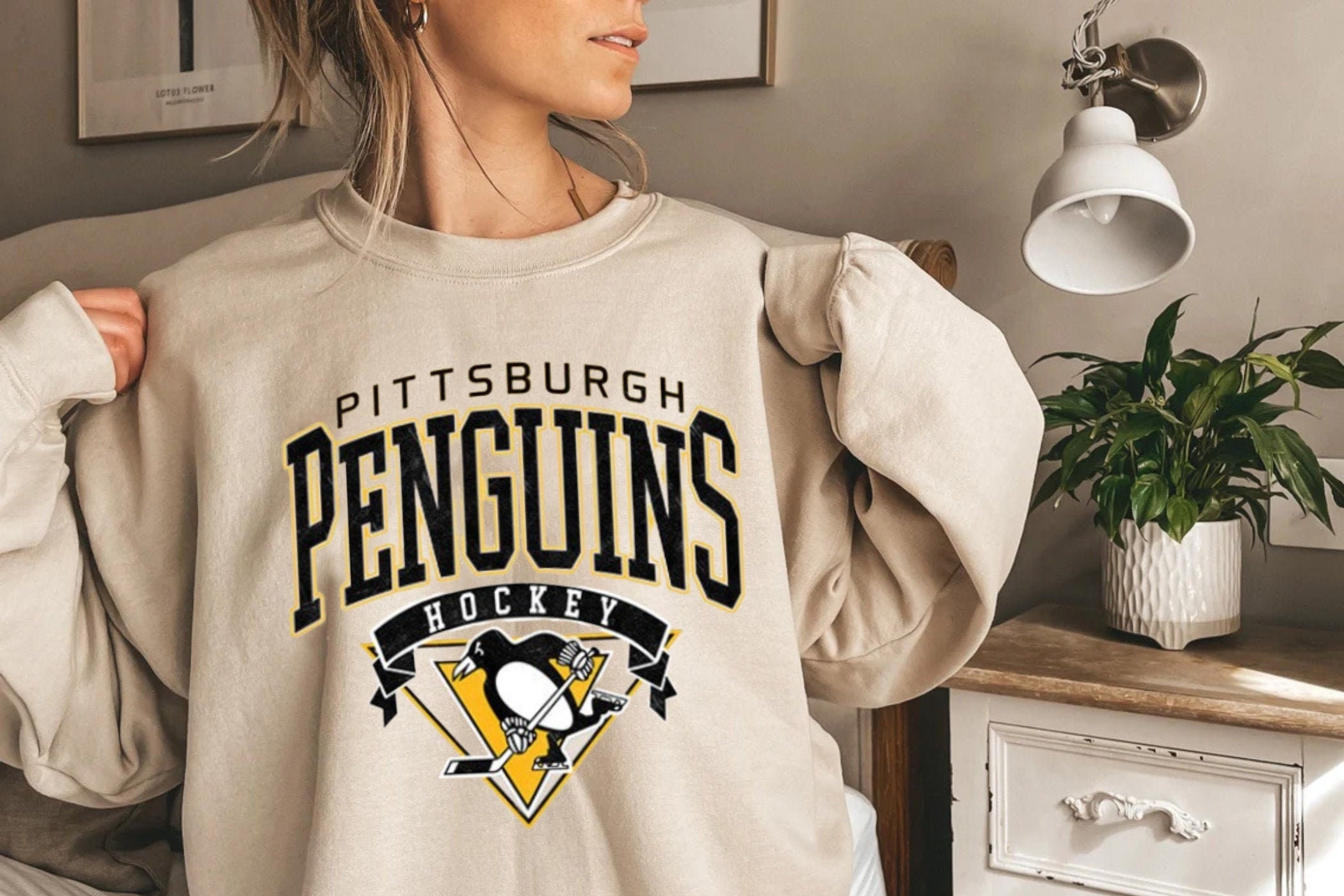 Vintage 80s Pittsburgh Penguins Sweatshirt Crewneck NHL Grey 