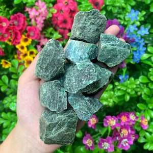 Natural Green Emerald Stone Rough Quartz AAA Raw Rock Crystals 1-1.3&quot; | Unique Mineral Specimen | Perfect Crystal Gift for Home & Loved Ones